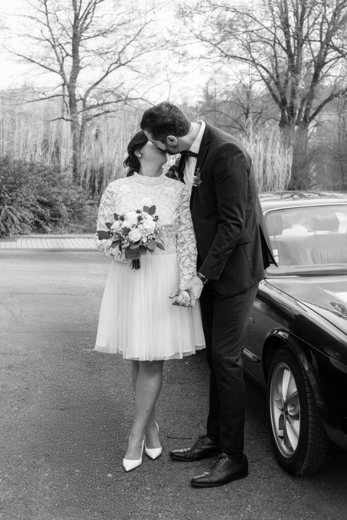 photo de couple noir et blanc